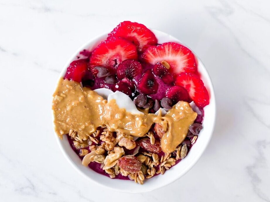 thick smoothie bowl.